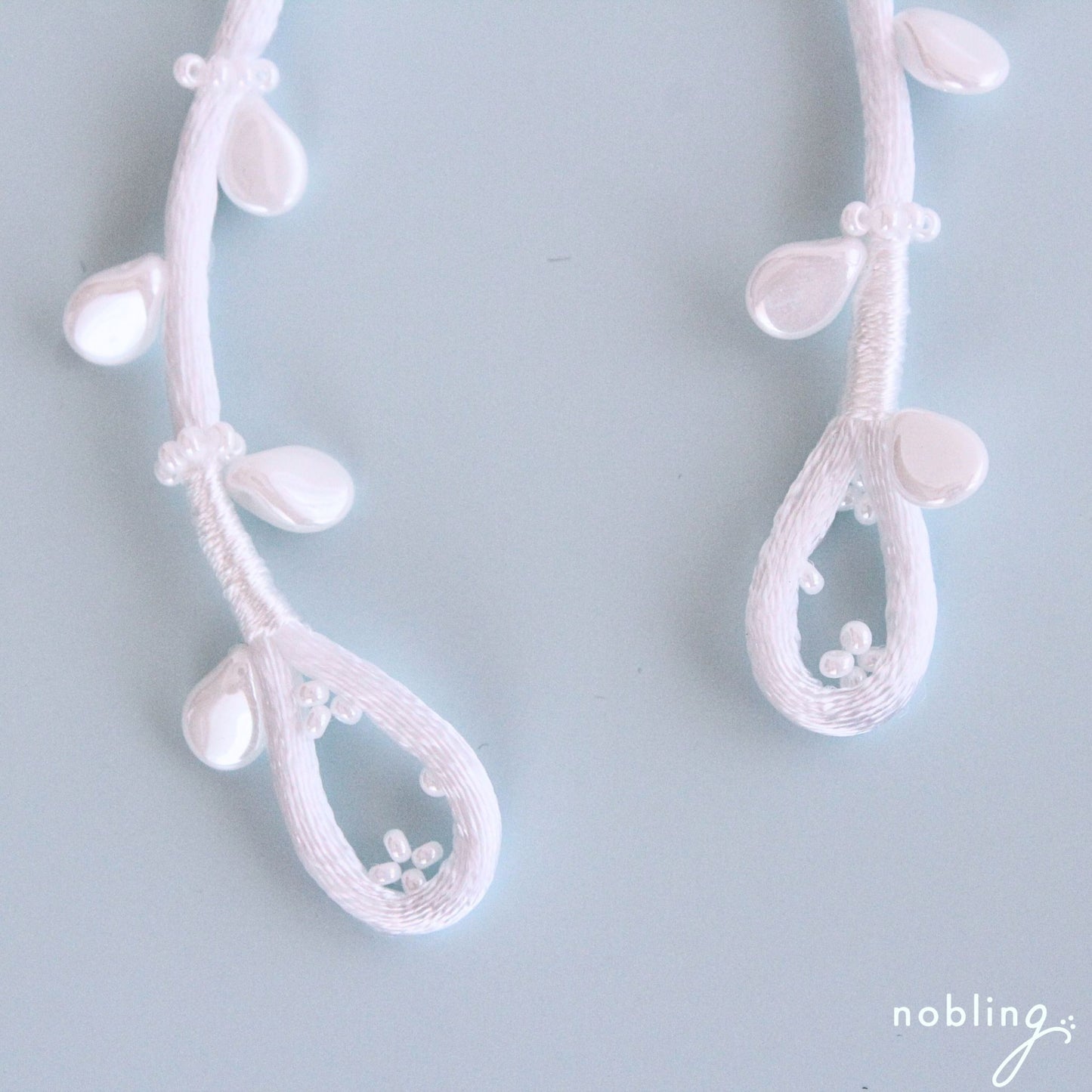 Ribbon brooch 【pure white】