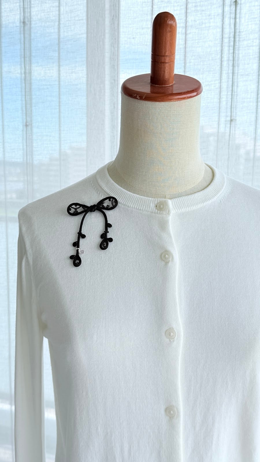 Black Ribbon Brooch with Beads, Statement Bow Pin for Jacket or Dress, Handmade Japanese Jewelry 【Matsusita Black】