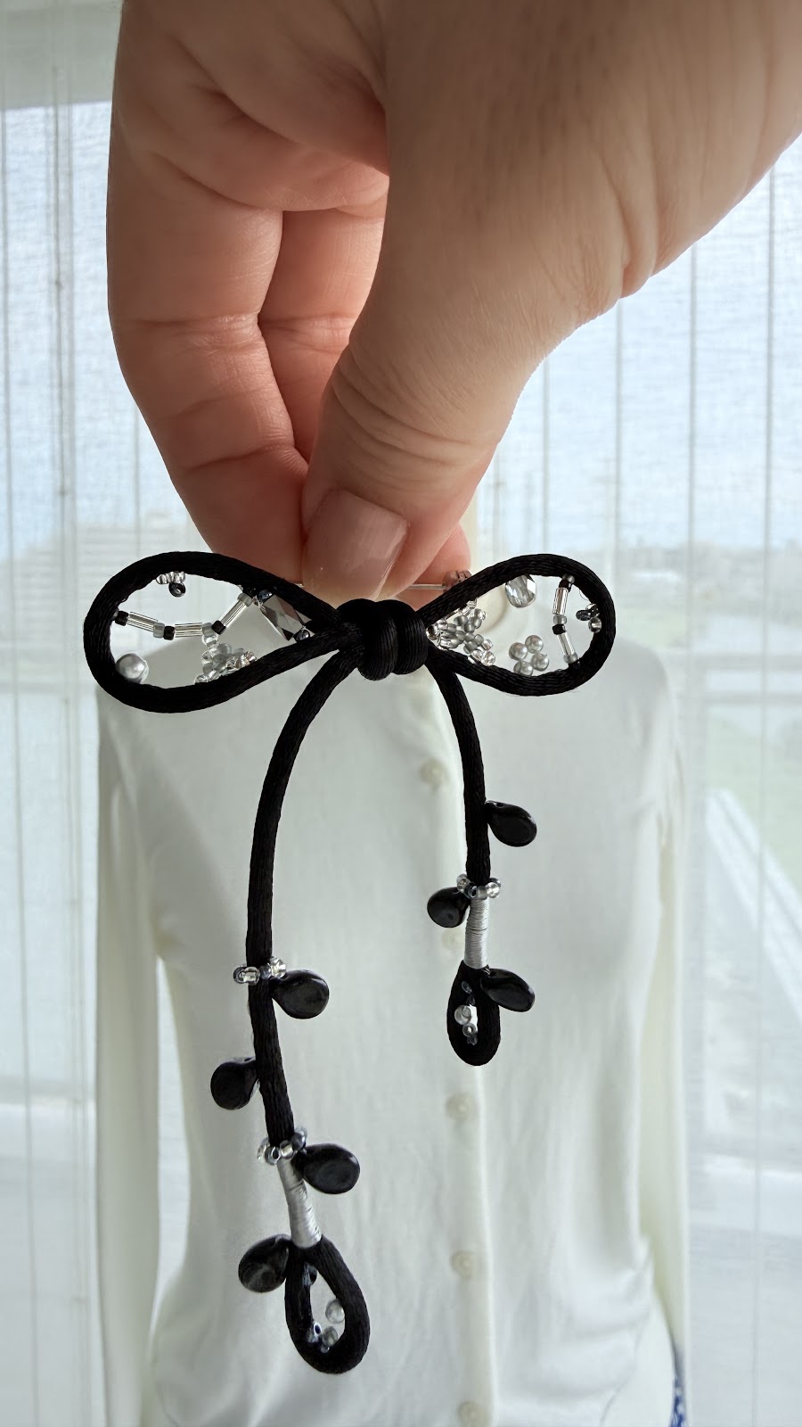 Black Ribbon Brooch with Beads, Statement Bow Pin for Jacket or Dress, Handmade Japanese Jewelry 【Oikawa Black】