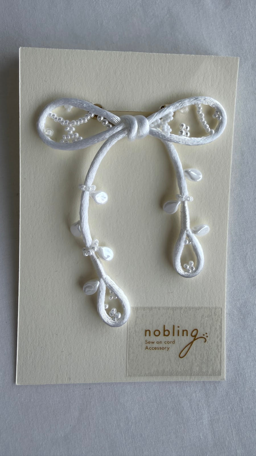 White Ribbon Brooch with Beads, Statement Bow Pin for Jacket or Dress, Handmade Japanese Jewelry 【Hishinuma White】