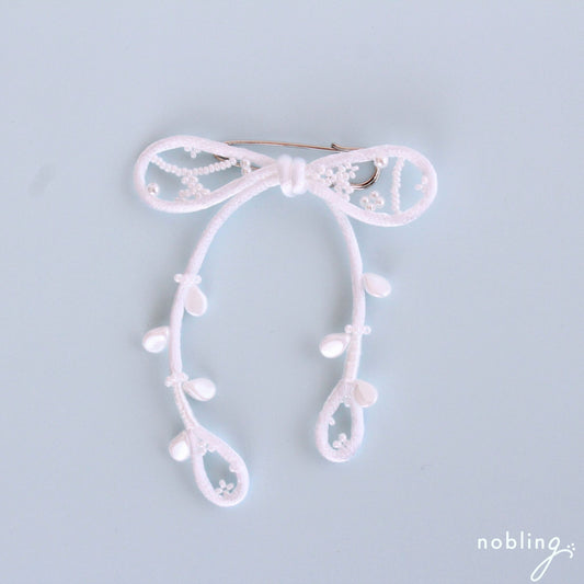 Ribbon brooch　【pure white】