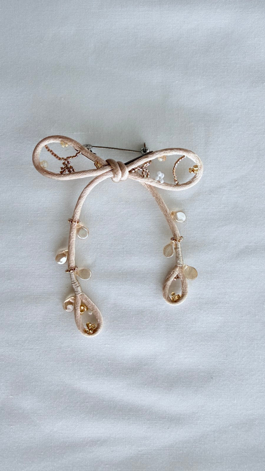 Ivory Ribbon Brooch with Beads, Statement Bow Pin for Jacket or Dress, Handmade Japanese Jewelry 【Hishinuma Ivory】