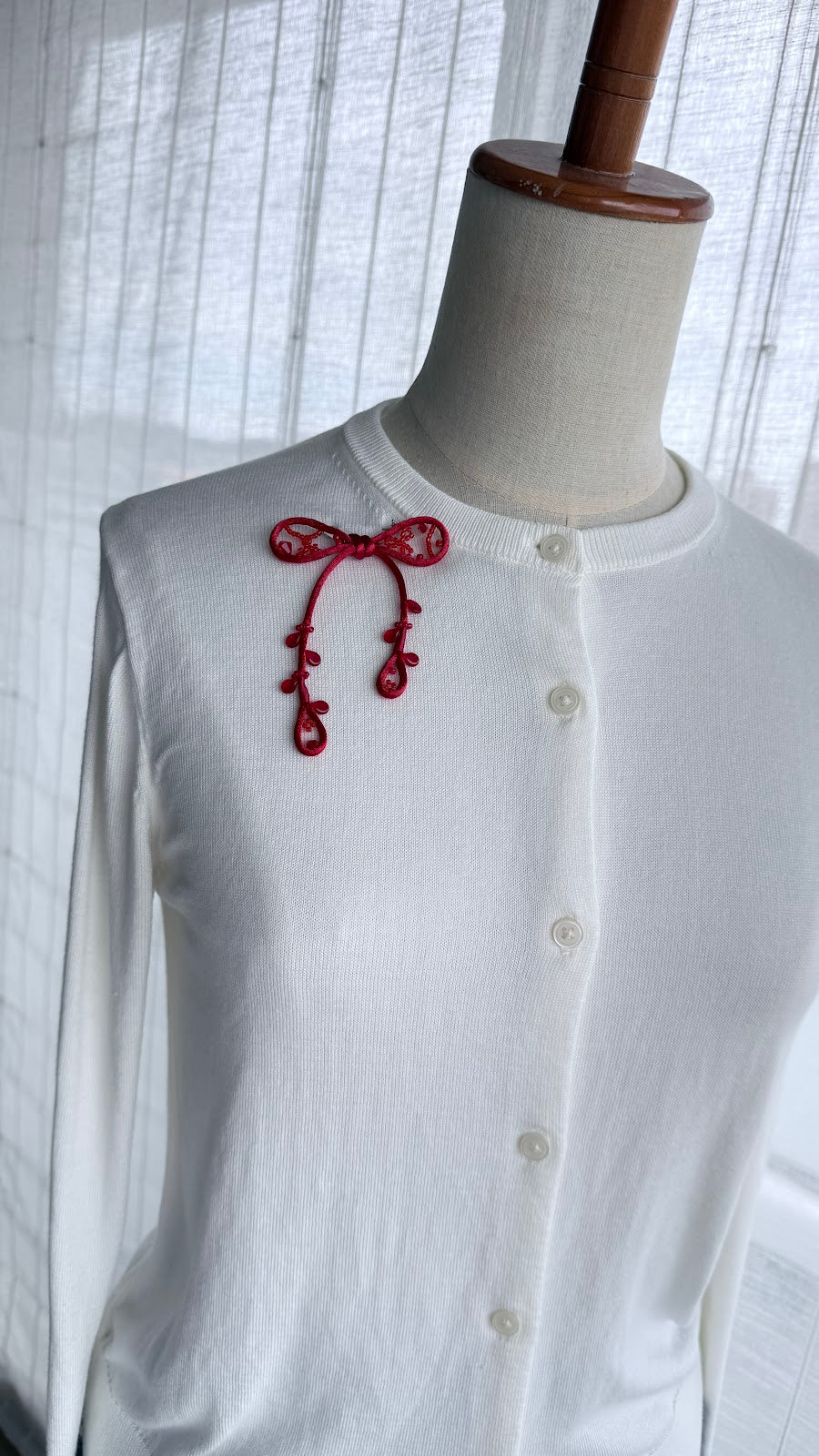 Red Ribbon Brooch with Beads, Statement Bow Pin for Jacket or Dress, Handmade Japanese Jewelry 【Doi Red】