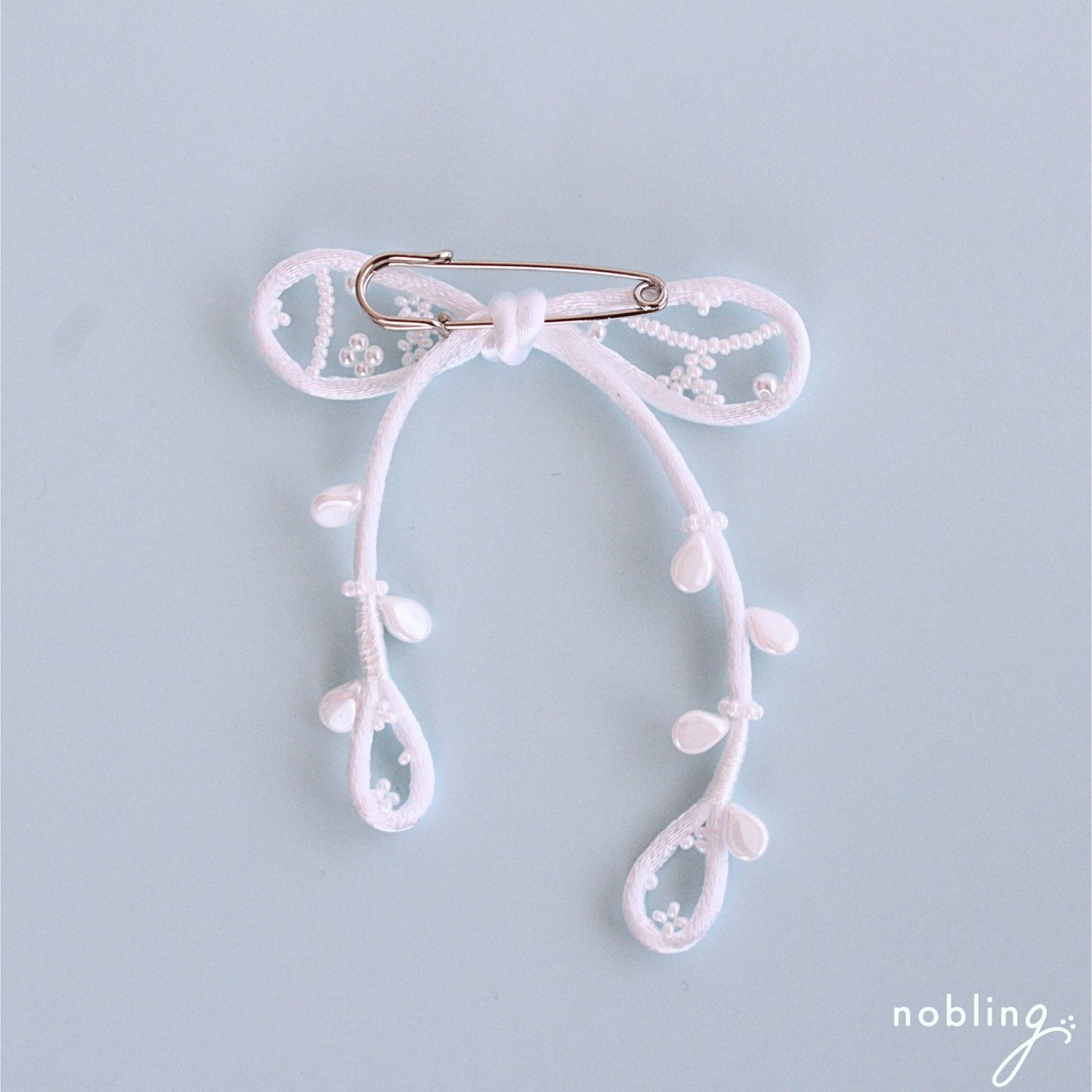 Ribbon brooch　【pure white】