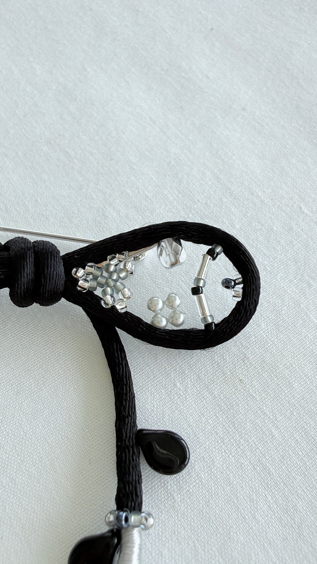 Black Ribbon Brooch with Beads, Statement Bow Pin for Jacket or Dress, Handmade Japanese Jewelry 【Oikawa Black】