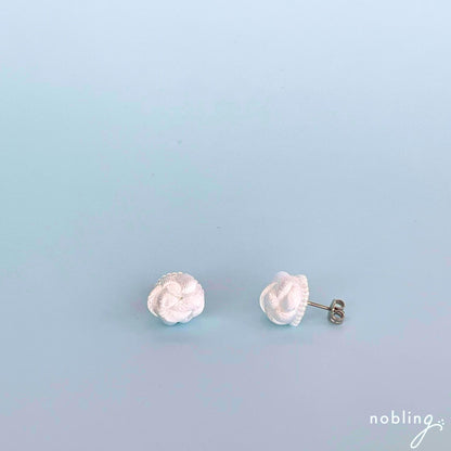 Koron-to earrings 【Pure white】