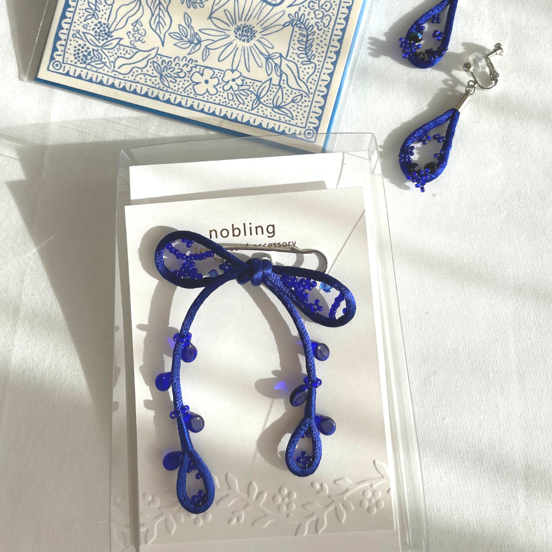 Ribbon brooch  【Dark blue】